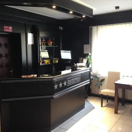 Atrium Hotel 3*